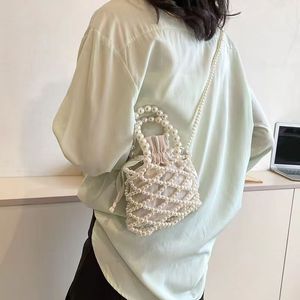 Bolso tejido a mano con perlas, nuevo bolso hueco de moda de verano, bolso único, bolso cruzado, bolso de mujer, accesorio. - Product Image 3