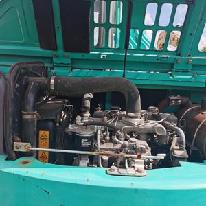 Excavatrice d'occasion Kobelko SK70 en bon état Pelleteuse de terrassement efficace Pelleteuse Prix bas Pompe moteur de machine d'occasion - Product Image 4