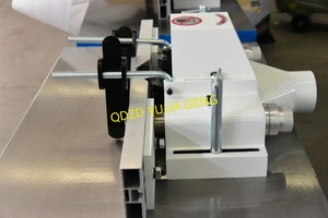 Machine à profiler les panneaux de porte robuste et haute performance - Product Image 2