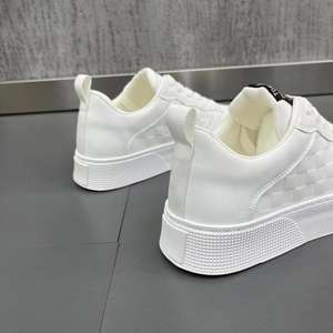 Los zapatos casuales de estilo retro para hombre son versátiles. Los zapatos para estudiantes Torre transpirables para todas las estaciones son modernos, a la moda y distintivos. - Product Image 6