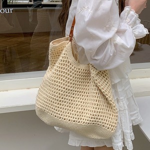 กระเป๋าโท้ทสานฟางสำหรับผู้หญิง สีขาวนวล ขนาดใหญ่ ปิดด้วยแม่เหล็ก สำหรับฤดูร้อน 2024 ใช้ได้ทั้งไปเที่ยวทะเลและใช้ในชีวิตประจำวัน - Product Image 4