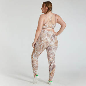 Ensemble de yoga taille haute personnalisable OEM direct d'usine vêtements de sport XL Leggings et soutien-gorge en maille extensible pour vêtements de sport décontractés - Product Image 6