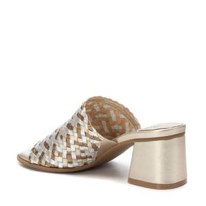 Carmela Women's Heeled Slipper Gold 162191 Metallic Woven Upper Block Heel <b>Sandal</b> - Product Image 3