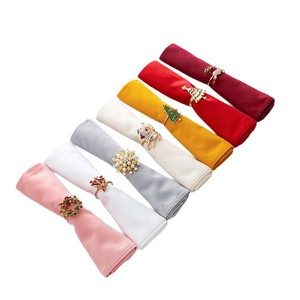 Serviettes en coton jetables épaissies et pliables pour hôtels et restaurants, blanches et vertes, pour mariages et événements - Product Image 3