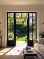 Porte battante extérieure de luxe en aluminium français avec verre trempé pour balcon, patio, villa, maison