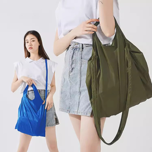 Bolsa de Compras Plegable Reutilizable de Gran Capacidad, Bolsa de Nylon Portátil para Llevar al Hombro, Personalizable - Product Image 3