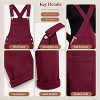 Salopette en jean bordeaux taille mi-haute coupe droite décontractée, idéale pour le look de service matinal au café