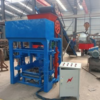 Machine à briques de ciment semi-automatique économique, machine à fabriquer des pavés, machine à fabriquer des briques creuses pour briqueterie
