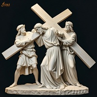 Chrétien Catholique Célèbre Grande Statue Sculpture Sur Pierre Jésus 14 Stations Deuxième Station Marbre Blanc Jésus Porte Croix Sculpture