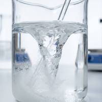 Système de dosage automatique pour purificateur d'eaux usées à base de chlorure de polyaluminium liquide (PAC)