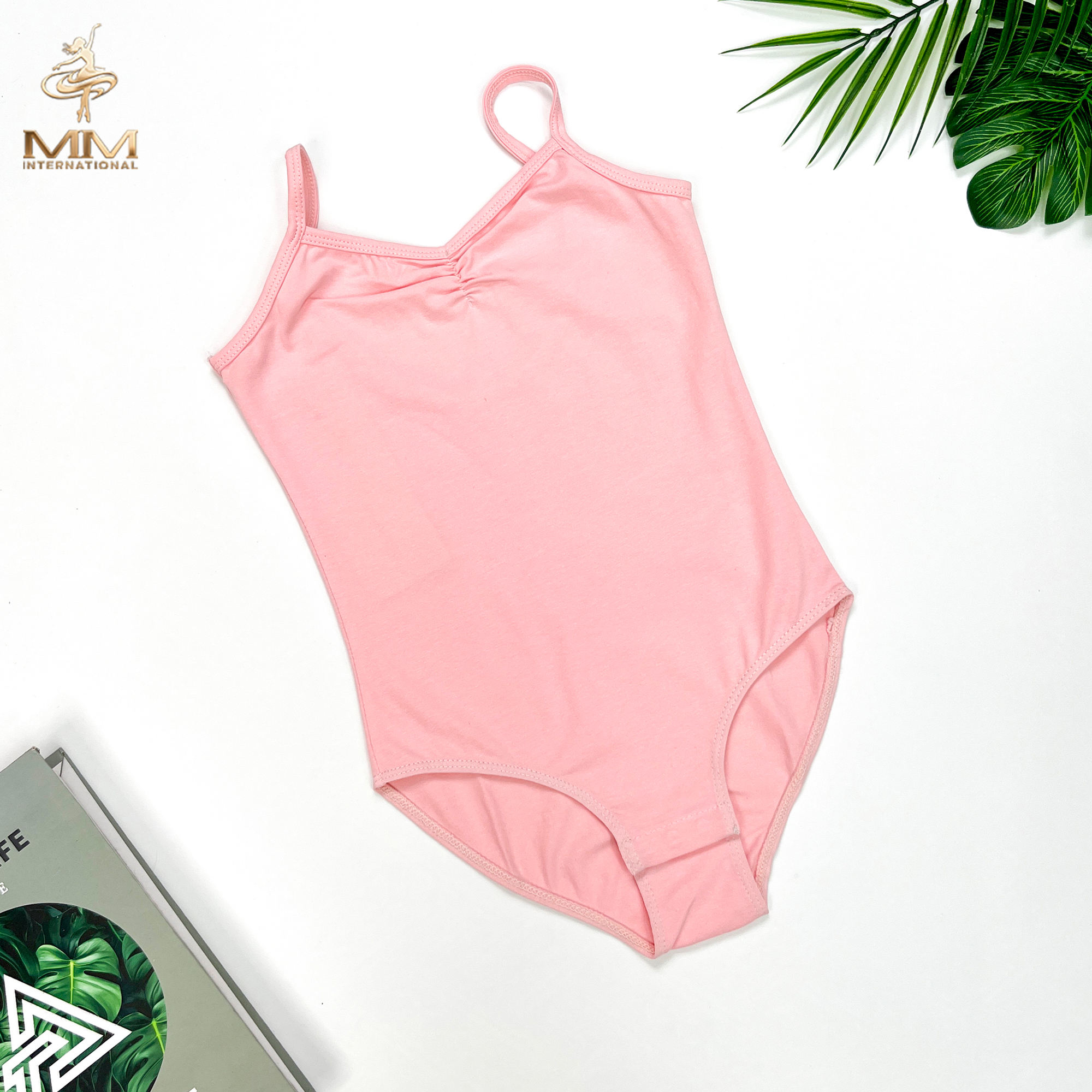 สีชมพูอ่อน