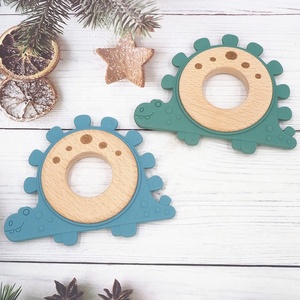 Anneau de dentition pour bébé en bois de hêtre de qualité alimentaire et silicone, hochet à main dinosaure, jouet de dentition pour nourrisson avec anneau en bois - Vente en gros - Product Image 2