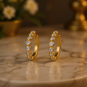 Orecchini a Cerchio Placcati in Oro Bianco con Cristalli e Strass Incastonati, Stile Classico per Uso Quotidiano Femminile - Product Image 2