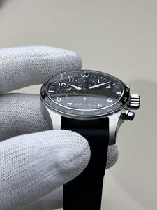 Reloj Deportivo Multifunción Negro de Lujo para Hombre con Manecillas Luminosas y Logotipo de Diseñador - Product Image 5