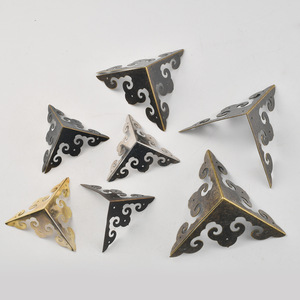 New Chinese Style <b>Corner</b> <b>Protectors</b> Carbon Steel Antique Bronze Finish For Wooden Box Furniture Durable Stamping Design - Product Image 2