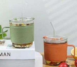 Hot <b>Sale</b> Modern Designed 350ml Premium Glass Cup with <b>Straw</b> Lid <b>for</b> Outdoor Activities - Product Image 3