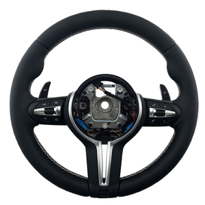 Volante de Cuero Duradero en Oferta para BMW Serie 3 4 5 F30 F31 F32 F36 E92 F10 F11 F80 F82 M3 M4 X3 X4 X5 X6 - Product Image 1