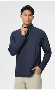 سترات رياضية رجالية فاخرة مخصصة من لولو، خفيفة الوزن للتدريب والجري في الشتاء، ملابس رياضية أنيقة بياقة عالية وملمس ناعم - Product Image 3