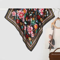Foulard de printemps musulman 70x70cm en polyester soyeux respirant, imprimé numérique floral de haute qualité, doux et tendance