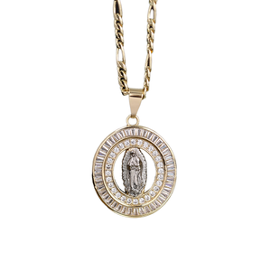 HD0004 Medalla Religiosa de San Judas Tadeo Chapada en Oro de 18k con Esmalte Verde y Circonitas Cúbicas Pavé, Amuleto Católico de San Judas con Zirconia - Product Image 2