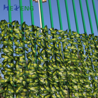 Feuille d'herbe artificielle Clôture imperméable à l'eau Plante d'herbe artificielle Clôture Grille Porte Protection UV Utilisation dans la cour