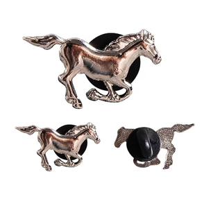 Üretici toptan özel 3D hayvan at rozeti giyim aksesuarları yaka pin - Product Image 1