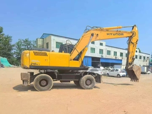 รถขุดไฮดรอลิกแบบล้อ Hyundai Robex R210W-7 รุ่นปี 2011-2023 มือสอง พร้อมเครื่องยนต์ Cummins รับประกัน 1 ปี - Product Image 2