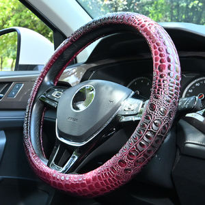 Funda para <span class=keywords><strong>Volante</strong></span> <span class=keywords><strong>de</strong></span> Coche <span class=keywords><strong>de</strong></span> <span class=keywords><strong>Cuero</strong></span> con Patrón <span class=keywords><strong>de</strong></span> Cocodrilo para Accord/Fiesta, Transpirable, Estilo <span class=keywords><strong>Natural</strong></span>, Agarre Cómodo, Fácil <span class=keywords><strong>de</strong></span> Instalar - Product Image 2
