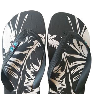 <span class=keywords><strong>Chanclas</strong></span> <span class=keywords><strong>de</strong></span> suela <span class=keywords><strong>de</strong></span> goma Eva para <span class=keywords><strong>hombre</strong></span>, zapatillas <span class=keywords><strong>de</strong></span> playa al aire libre, <span class=keywords><strong>de</strong></span> lujo, baratas, proveedor <span class=keywords><strong>de</strong></span> China, <span class=keywords><strong>2022</strong></span> - Product Image 4