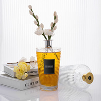 Bouteille diffuseur à roseaux en verre transparent rond de 1000 ml pour aromathérapie, avec zone d'étiquetage personnalisable pour l'emballage d'huiles essentielles - Vente en gros