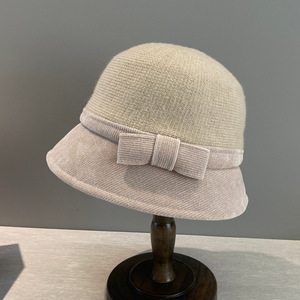 Vente en gros de chapeaux élégants Fedora avec nœud pour femme Chapeaux en polyester Bonnets seau d'hiver vintage élégants - Product Image 1
