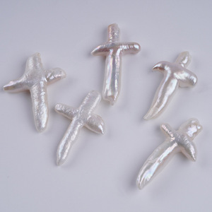 Perles baroques d'eau douce naturelles en vrac, blanches, perforées, en forme de croix, pour la fabrication de colliers et d'accessoires de bijoux - Product Image 4