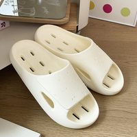 Chaussons de massage pour femmes en EVA, souples, élastiques, à séchage rapide, antidérapants, avec acupression, pour salle de bain, spa, maison, tendance
