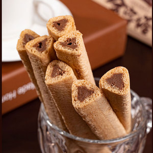 Yixinfoods Produits de boulangerie Pâtisseries végétaliennes à la crème Sandwichs en gaufrettes Biscuits Bâtonnets triangulaires Gâteau de riz Biscuit - Product Image 6
