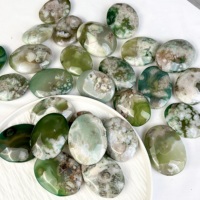 Pierre de méditation et de guérison spirituelle en agate verte polie naturelle, prix d'usine