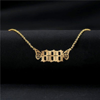 Collar de Acero Inoxidable con Baño de Oro de 18K, Resistente al Deslustre y al Agua, con Número de Ángel y Alas de Mariposa, Cadena de Eslabones, Moderno para Bodas