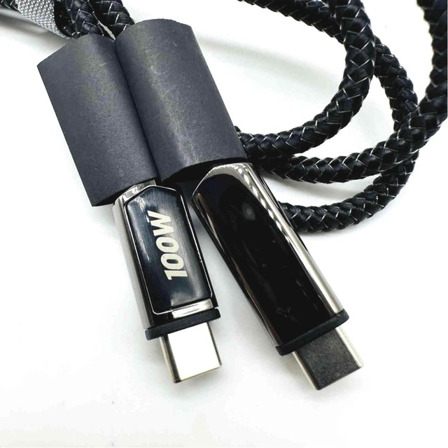 High Quality High Speed  PD 100W USB TYPE-C Fast Charging Cable Extra Reinforced Cable for Maximum Durability