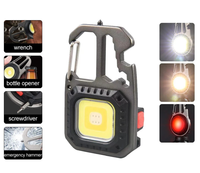 Lampu Gantungan Kunci Tipe C dengan Pembuka Botol, Lampu Darurat Multifungsi, Senter LED COB Mini dengan Obeng