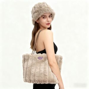 <span class=keywords><strong>Sac</strong></span> fourre-tout d'hiver en <span class=keywords><strong>fausse</strong></span> <span class=keywords><strong>fourrure</strong></span> pelucheuse pour femme, grande capacité, <span class=keywords><strong>sac</strong></span> à main doux, <span class=keywords><strong>sac</strong></span> à <span class=keywords><strong>bandoulière</strong></span> décontracté, <span class=keywords><strong>sac</strong></span> hobo chaud et moelleux - Product Image 5