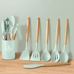 Set peralatan dapur silikon anti lengket, Set peralatan dapur silikon anti lengket dengan pegangan kayu 12 buah/Set