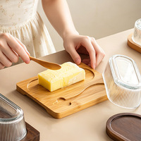 Beurrier rectangulaire en verre rayé de style nordique, récipient à fromage réfrigéré pour la maison, idéal pour la présentation au restaurant
