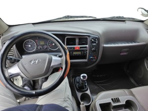 Hyundai Porter 2017, conduite à gauche, diesel, double cabine, pick-up, voiture d'occasion coréenne, export, boîte manuelle, propulsion arrière, 6 places, camion utilitaire - Product Image 4