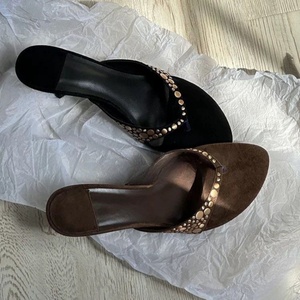 Nueva Colección Verano 2026, Sandalias de Tacón Alto de Terciopelo para Mujer, Estilo Flip-Flop con Tiras Ajustables, para Exteriores - Product Image 1