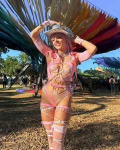 Müzik festivali kadınlar seksi metalik Cut Out Bodysuit kol kollu bacak sarar ile Metal halka Rave kıyafet Coachella kostümleri - Product Image 2