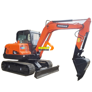 Mini-excavatrice DOOSAN DX60 d'occasion en promotion, prix bas, 6 tonnes, modèle DX60-9C, équipement de construction d'occasion - Product Image 2