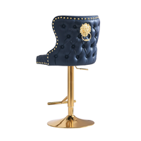 Tabouret de Bar Haut de Gamme à Tête de Lion Capitonnée en Velours et Cuir avec Clous, Base Métallique Pivotante Or et Argent, Idéal pour Table de Bar avec Dossier
