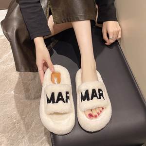 Nouvelle brosse à balai en coton épaisse et moelleuse pour le bureau et la maison, idéale pour l'automne et l'hiver 2025 - Product Image 4