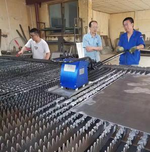 工厂2025中国激光切割设备平台焊接矿渣清渣设备 - Product Image 4