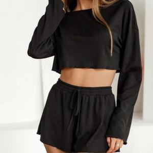 Ensembles de vêtements de nuit pour femmes personnalisés, vêtements de détente décontractés à manches longues avec short en tissu tricoté pour les saisons d'automne - Product Image 3