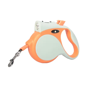Guinzaglio Retrattile in Nylon per Cani e Gatti con Striscia LED per Addestramento - Product Image 3